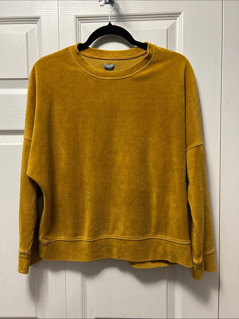aerie  Mustard Gold Crewneck Sweatshirt